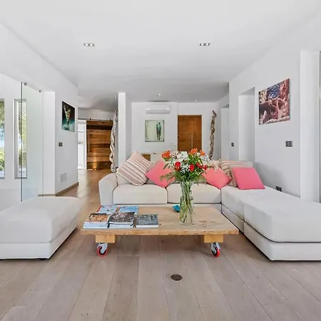 Luxury In Dei Marmi With Private Pool Villa *